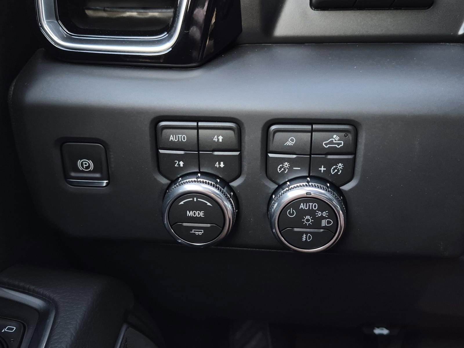New 2026 GMC Sierra 1500 Denali w/ Denali Reserve Package image 16