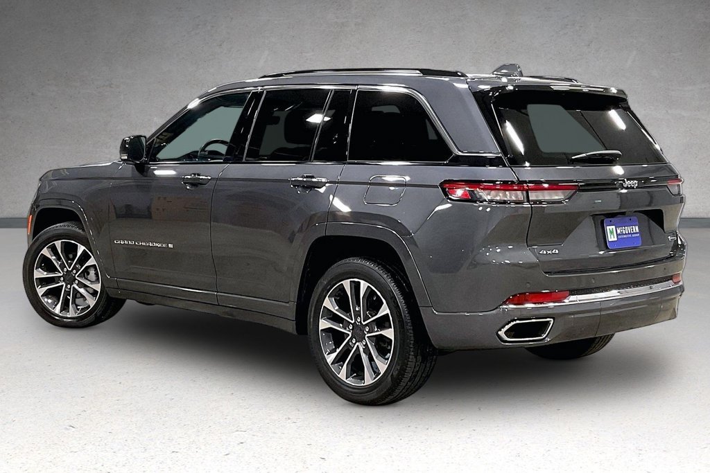Used 2022 Jeep Grand Cherokee Overland AWD/4WD image 4