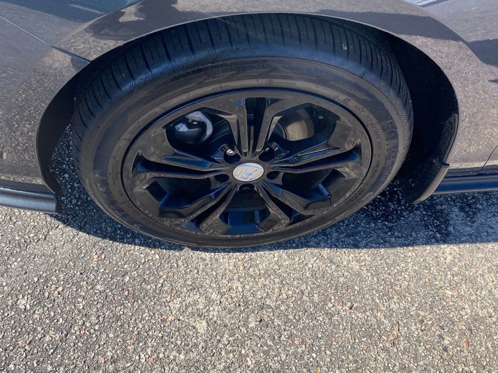Used 2023 Honda Accord LX image 19