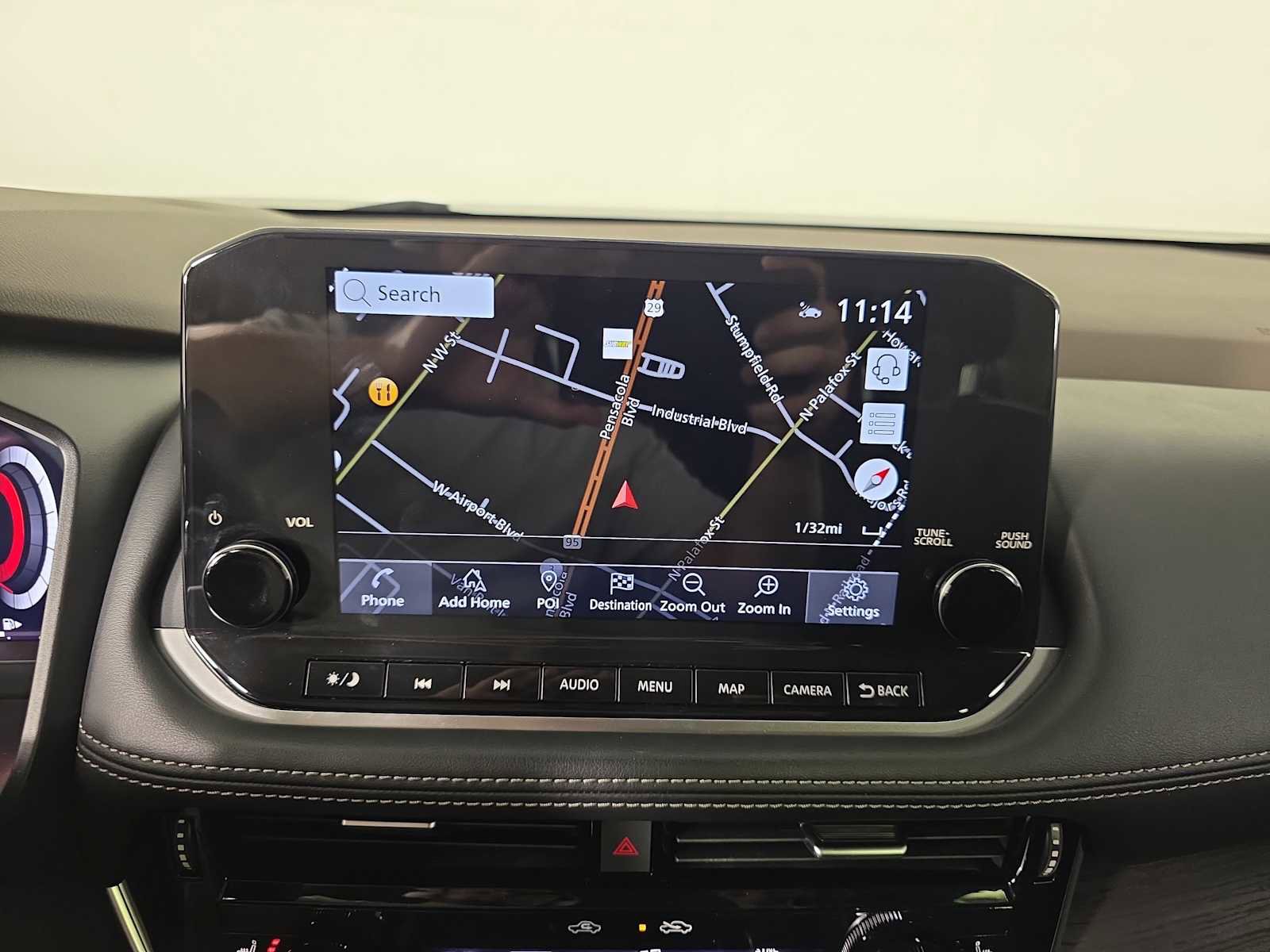 Used 2023 Nissan Rogue Platinum w/ Platinum Premium Package image 14