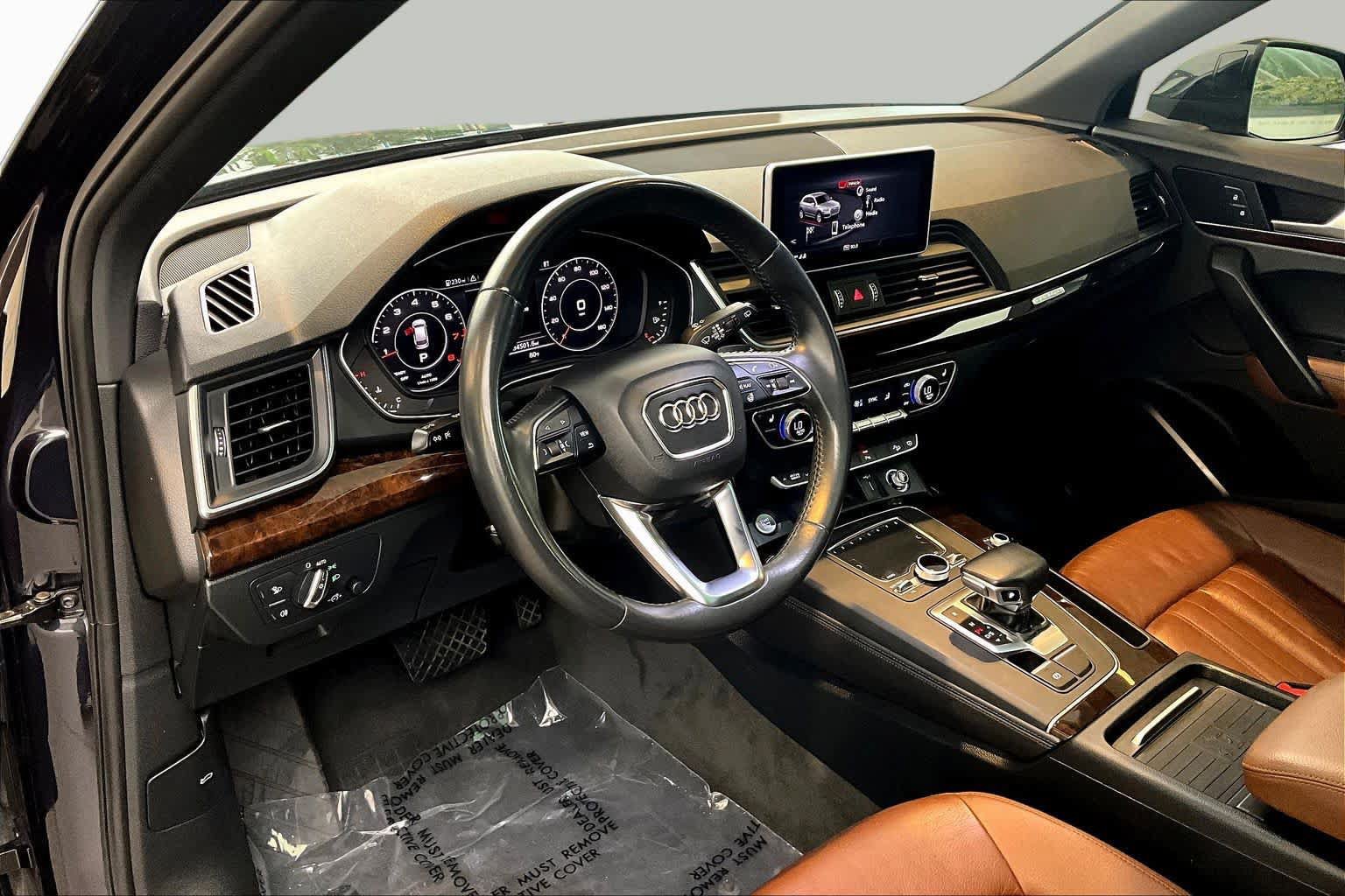 Used 2019 Audi Q5 2.0T Premium Plus w/ Premium Plus Package AWD/4WD image 18