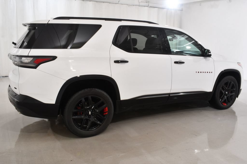 Used 2018 Chevrolet Traverse Premier w/ Redline Edition AWD/4WD image 11