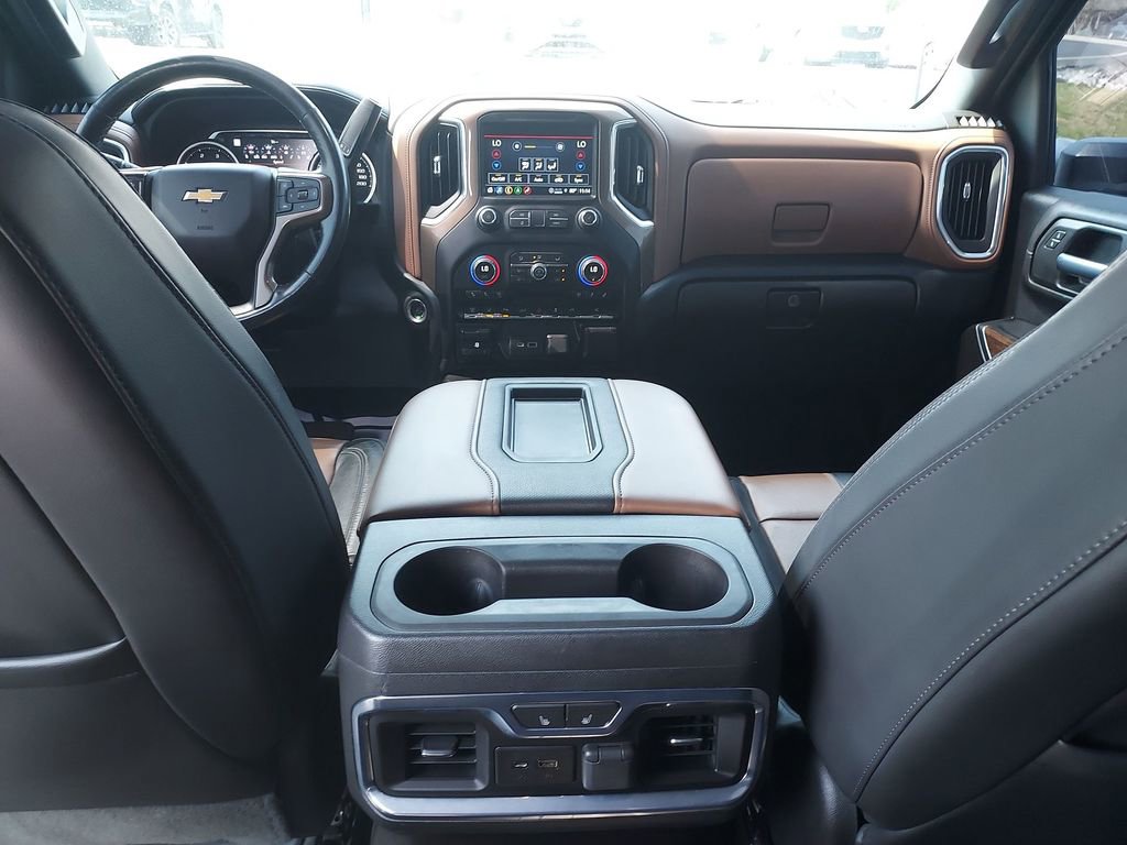 Used 2022 Chevrolet Silverado 3500 High Country image 10