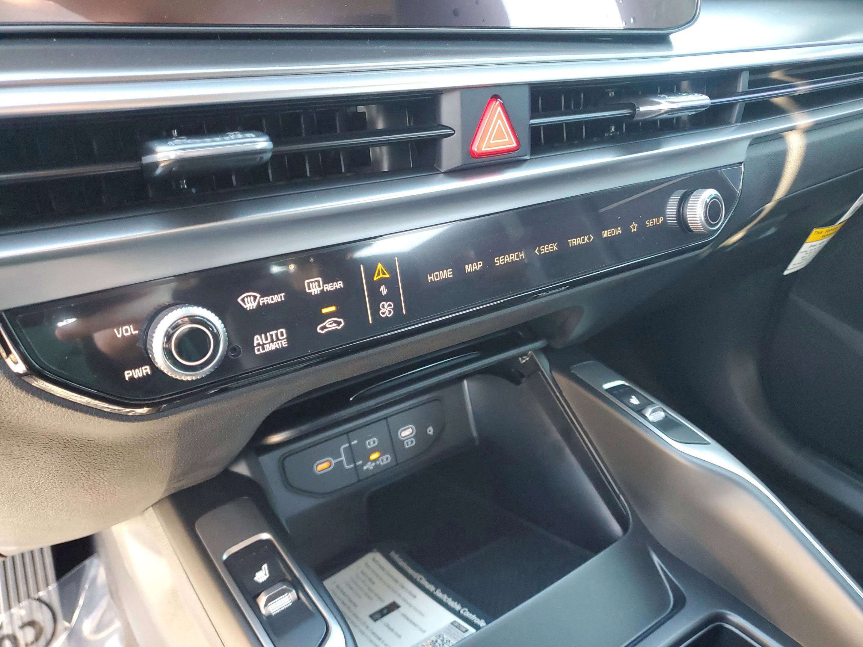 New 2026 Kia Sorento EX w/ EX Premium Package image 16