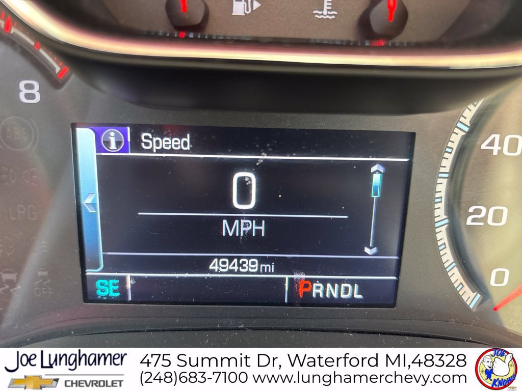 Used 2017 Chevrolet Cruze Premier FWD image 16