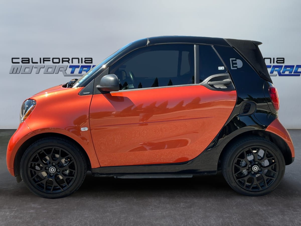 Used 2018 smart fortwo electric drive w/ Sport Package RWD image 8