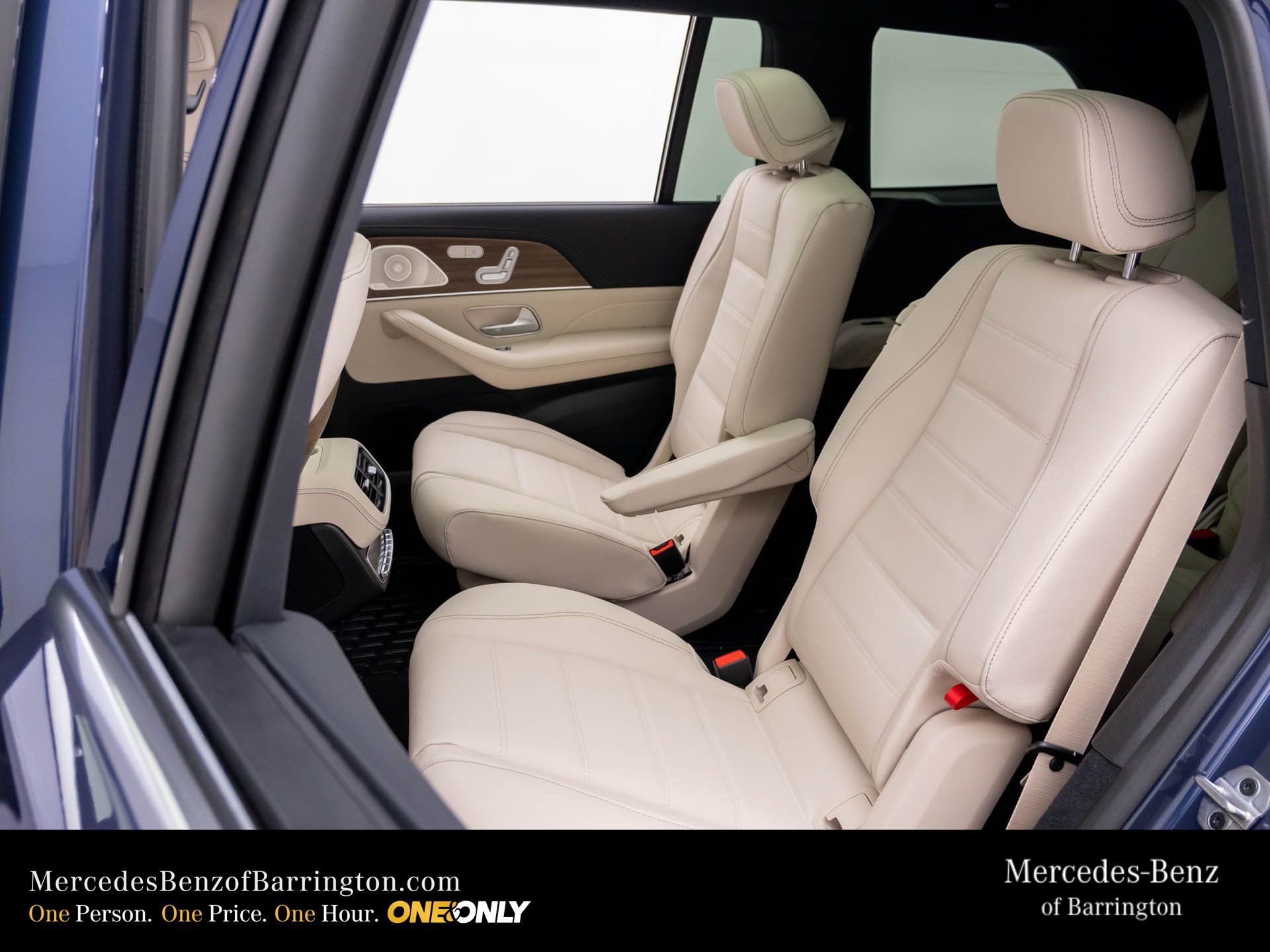 New 2026 Mercedes-Benz GLS 580 4MATIC image 19