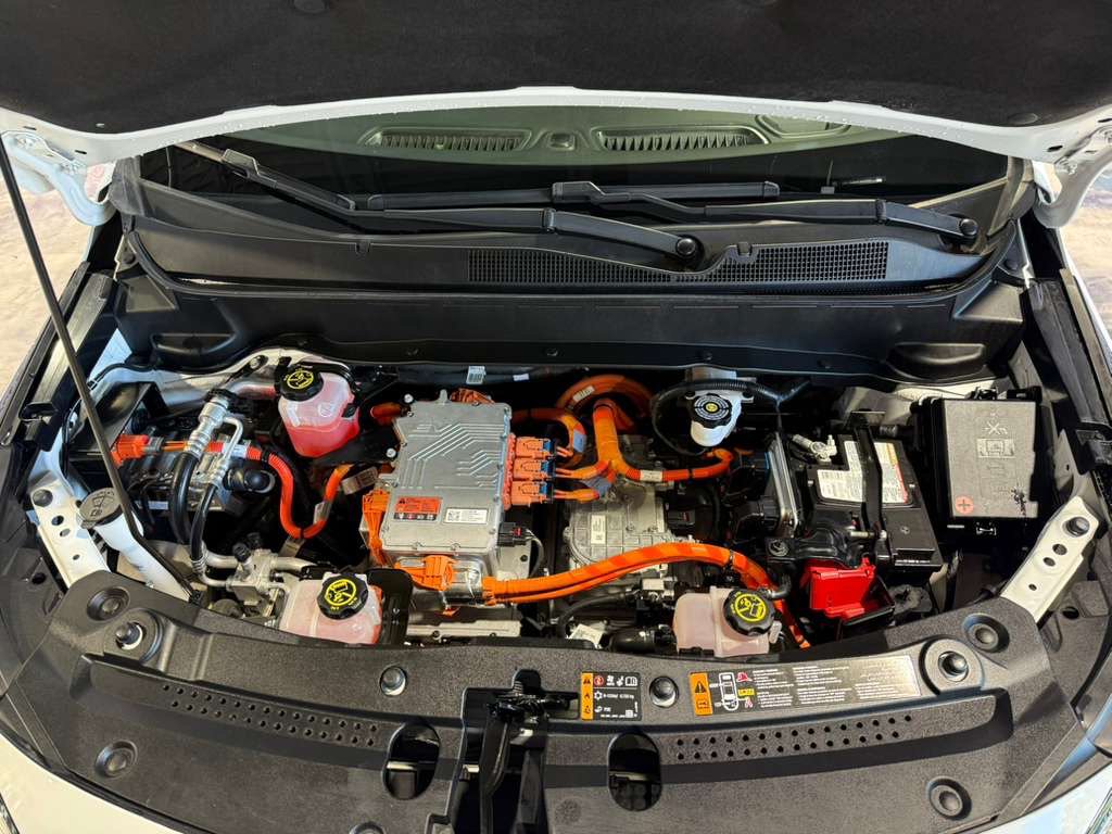 Used 2023 Chevrolet Bolt EUV LT FWD image 65