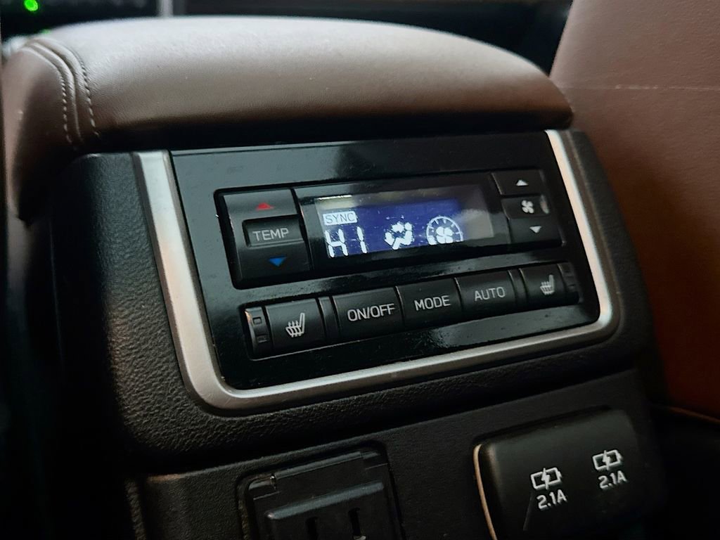 Used 2019 Subaru Ascent Touring AWD/4WD image 33