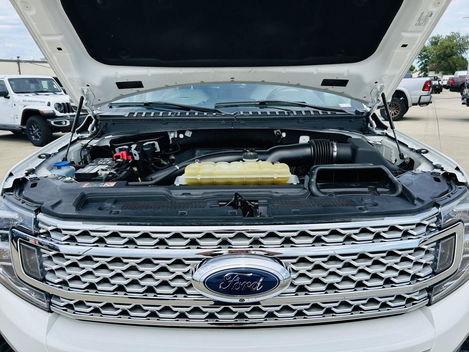 Used 2021 Ford Expedition Max Platinum AWD/4WD image 51