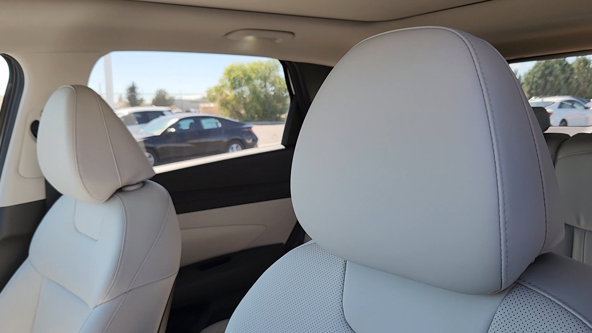 New 2025 Hyundai Tucson SEL image 9