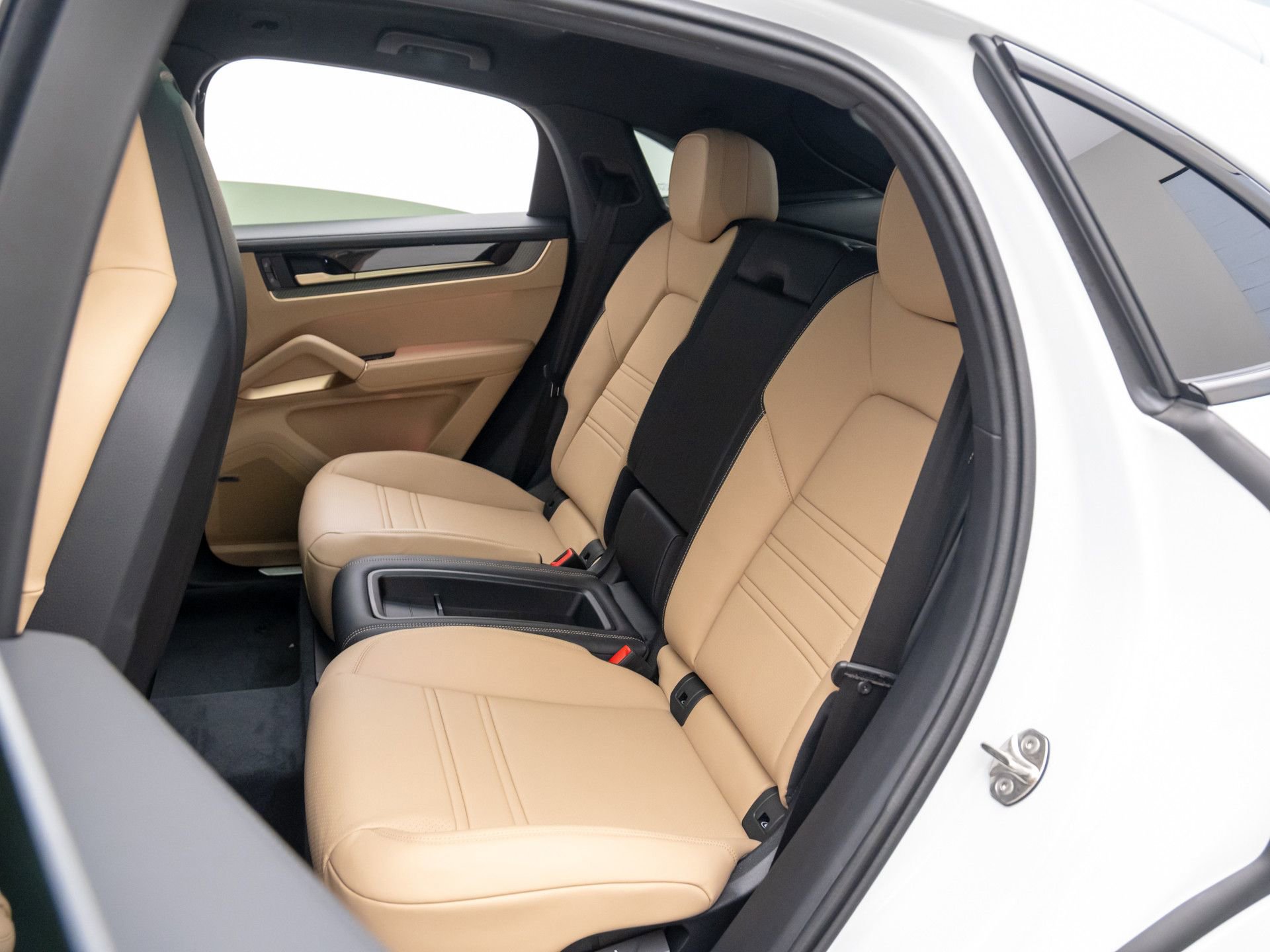 New 2025 Porsche Cayenne S image 17