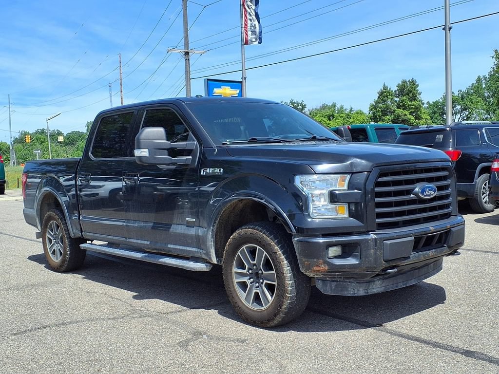 Used 2015 Ford F150 4x4 SuperCrew image 3