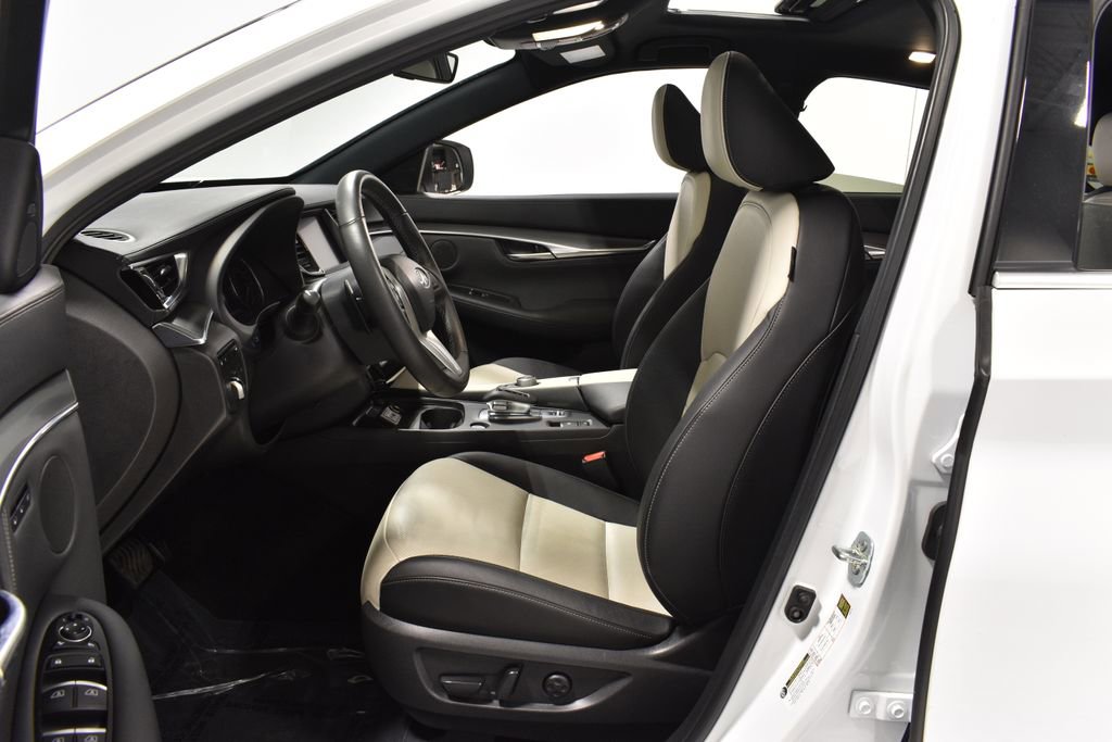 Certified 2025 INFINITI QX55 Luxe w/ Cargo Package image 11