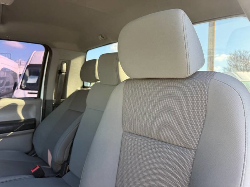 Used 2022 Ford F250 XL w/ Power Equipment Group image 10