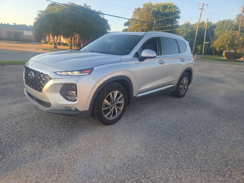 Used 2019 Hyundai Santa Fe SEL FWD image 4
