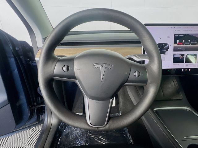 Used 2023 Tesla Model Y Performance image 15