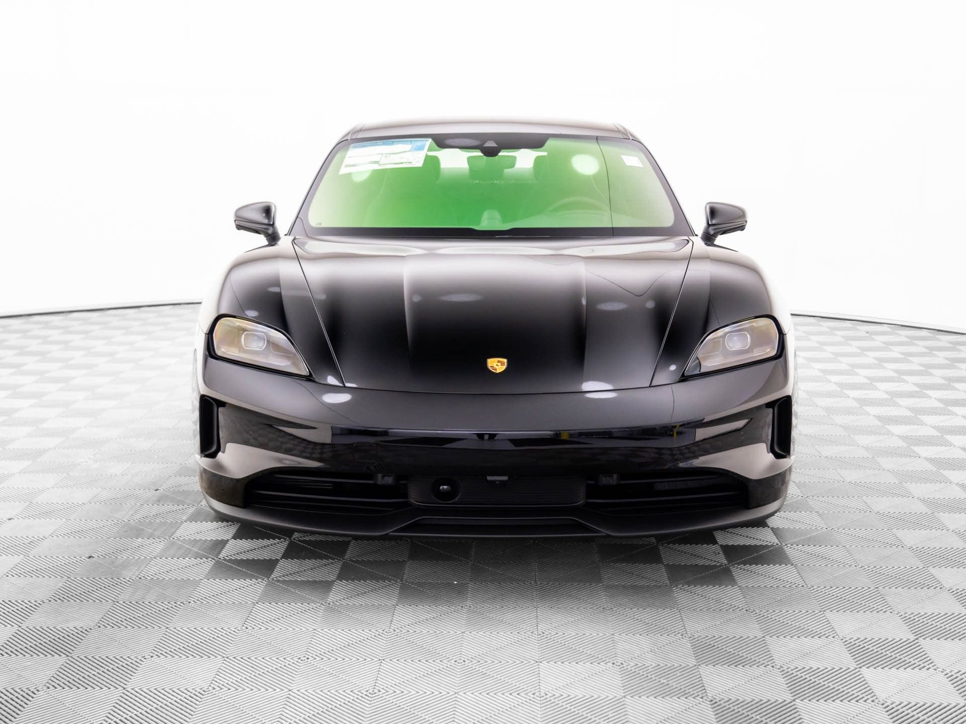 New 2026 Porsche Taycan image 9