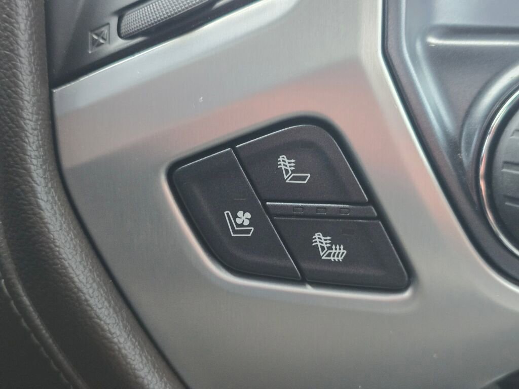 Used 2017 GMC Sierra 2500 SLT w/ Duramax Plus Package image 33