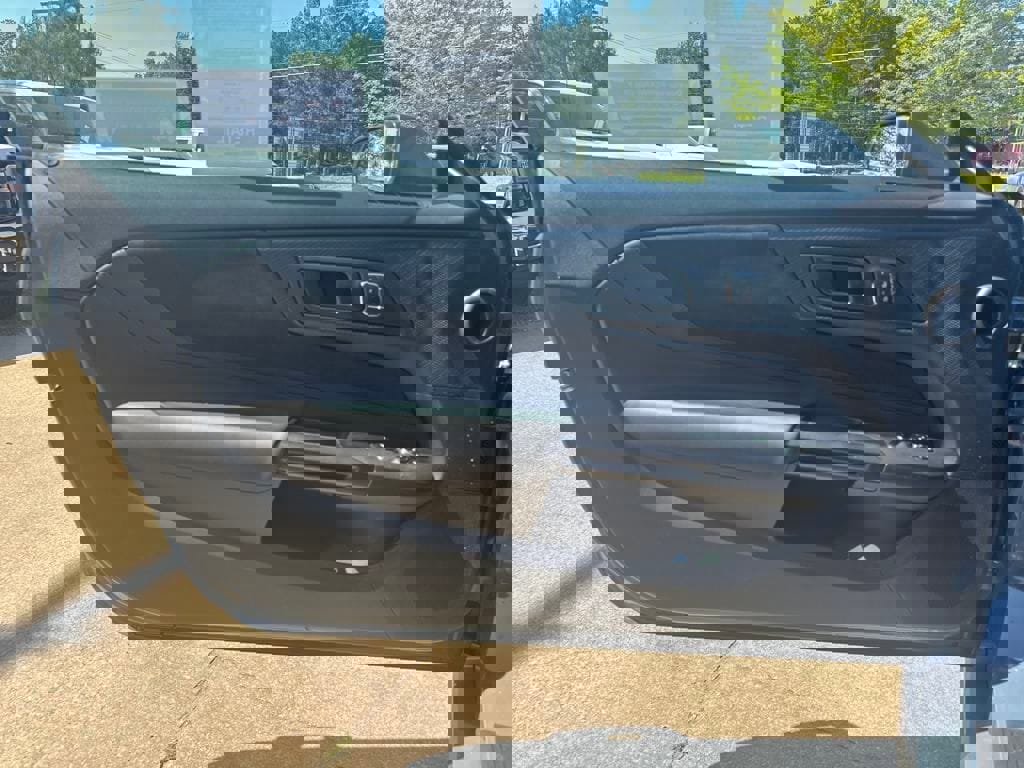 New 2025 Ford Mustang Dark Horse image 10