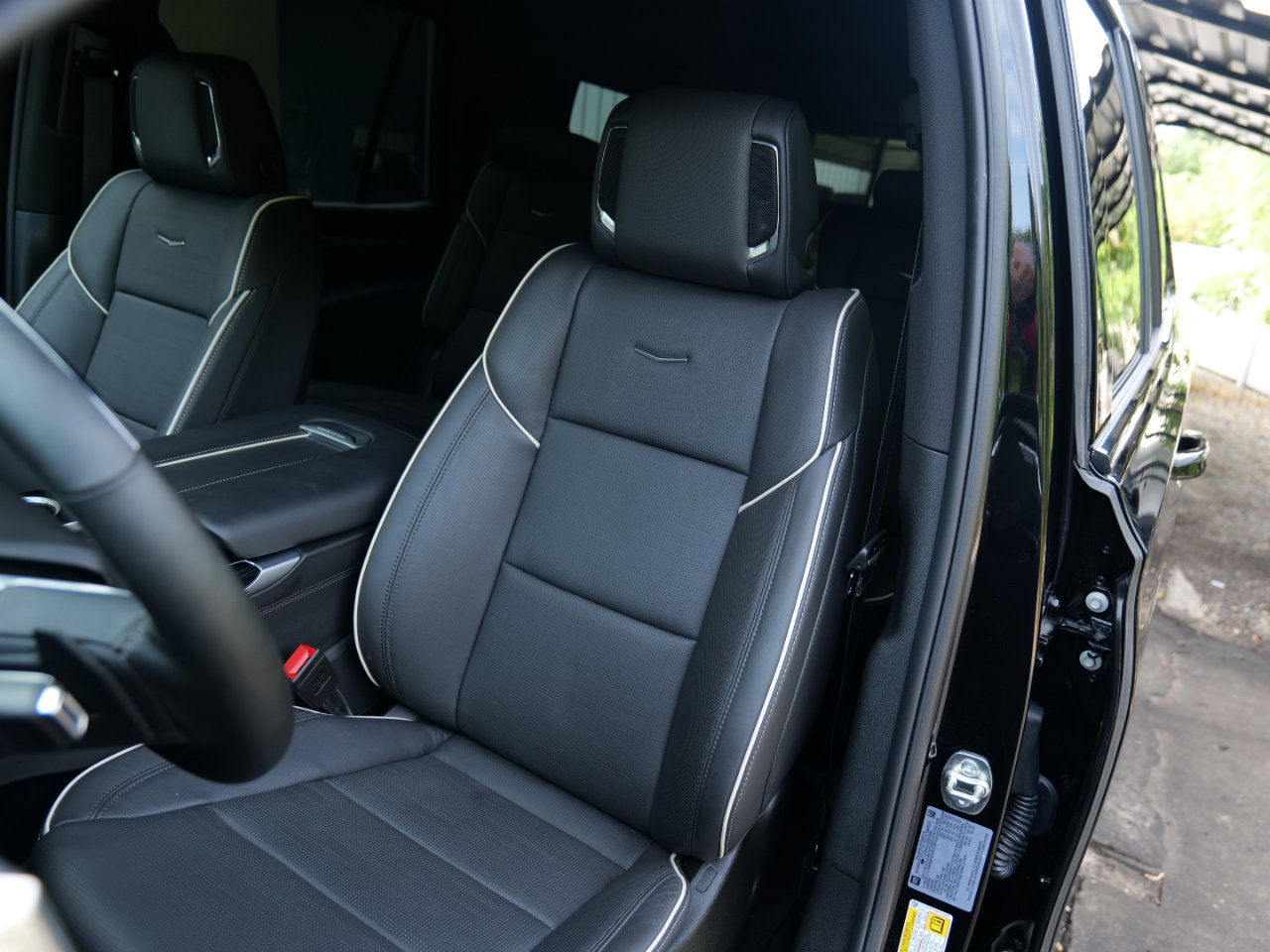 Used 2025 Cadillac Escalade Sport w/ Touring Package image 14