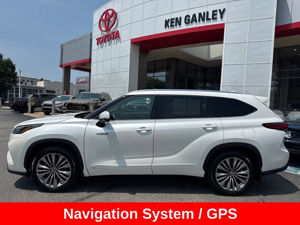 Certified 2020 Toyota Highlander Platinum AWD/4WD image 3