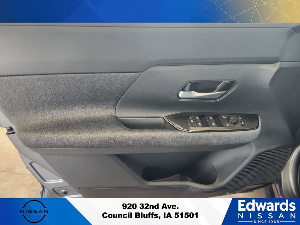 New 2025 Nissan Kicks SV AWD/4WD image 18