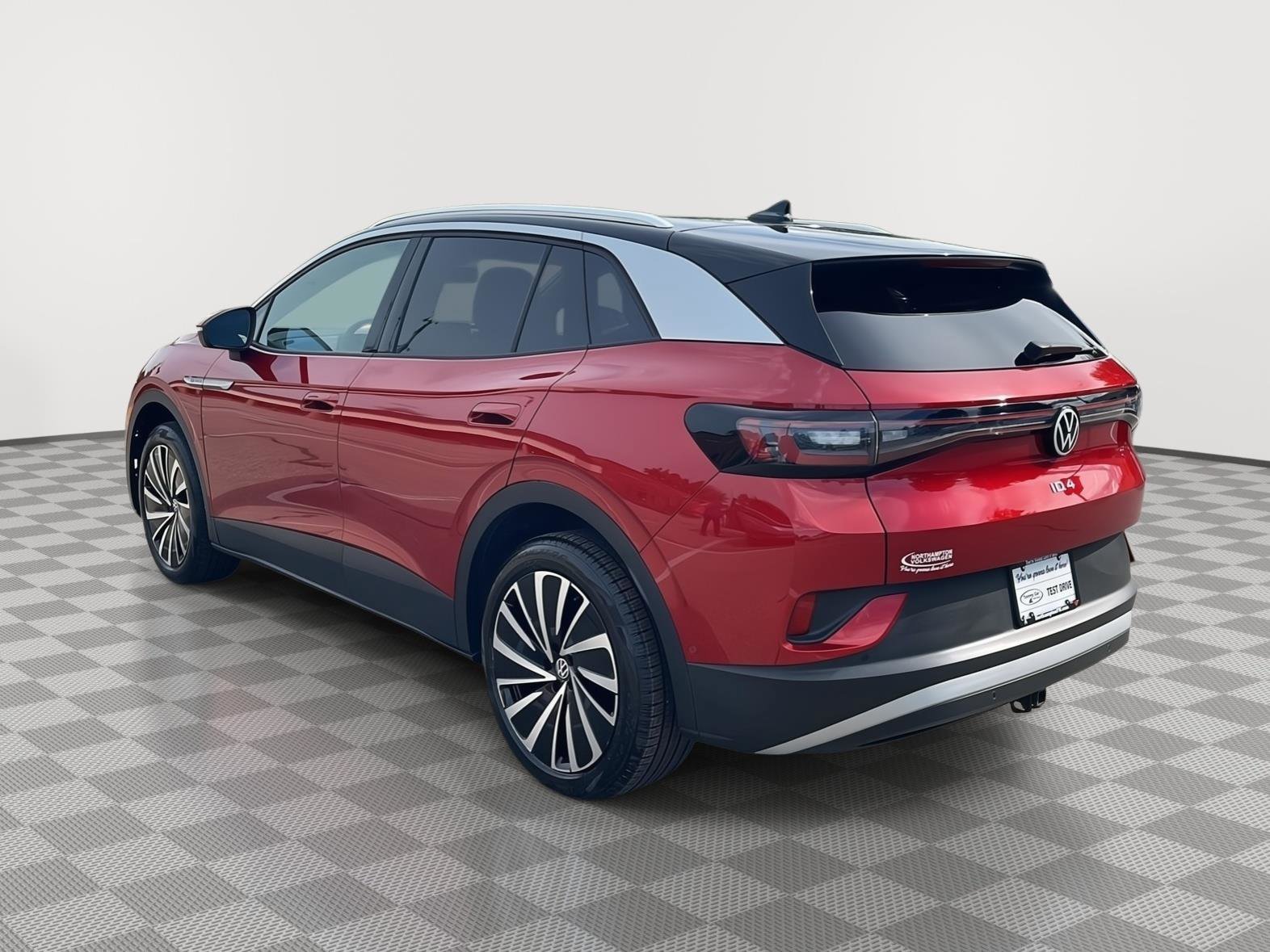 Used 2023 Volkswagen ID.4 Pro S Plus AWD/4WD image 7