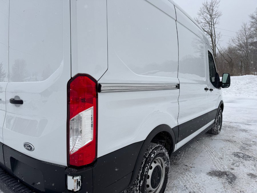 Used 2019 Ford Transit 250 T-250 130 Med Rf 9000 GVWR Sl w/ Interior Upgrade Package image 11