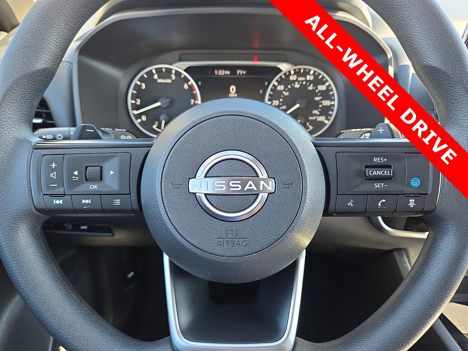 Used 2024 Nissan Rogue SV image 24