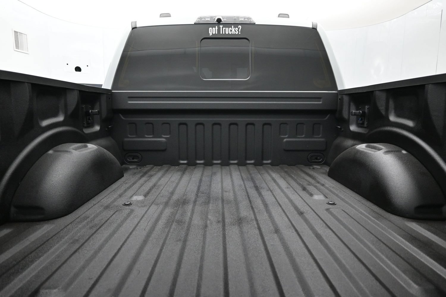 Used 2023 Ford F150 Raptor w/ Raptor Carbon Fiber Package AWD/4WD image 7