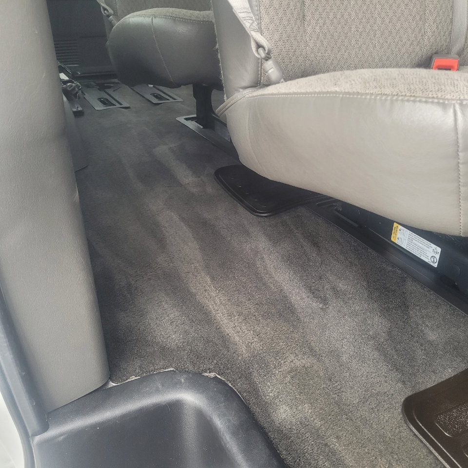 Used 2016 Chevrolet Express 3500 LT w/ LT Preferred Equipment Group image 32