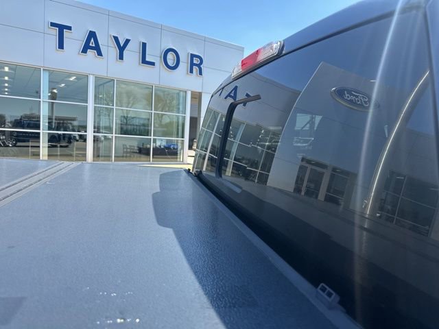 Used 2015 Ford F150 XLT w/ Equipment Group 302A Luxury image 14