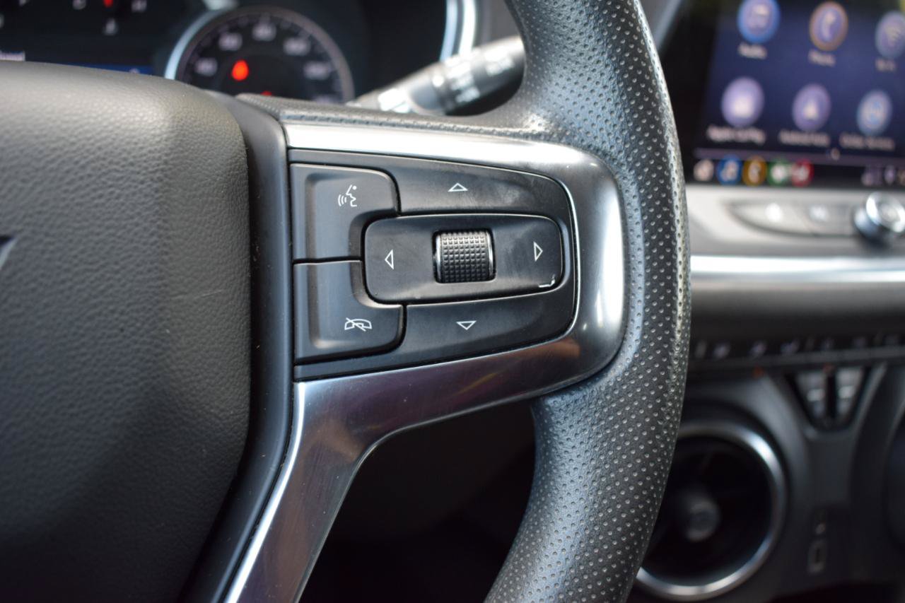 Used 2022 Chevrolet Blazer LT FWD image 22