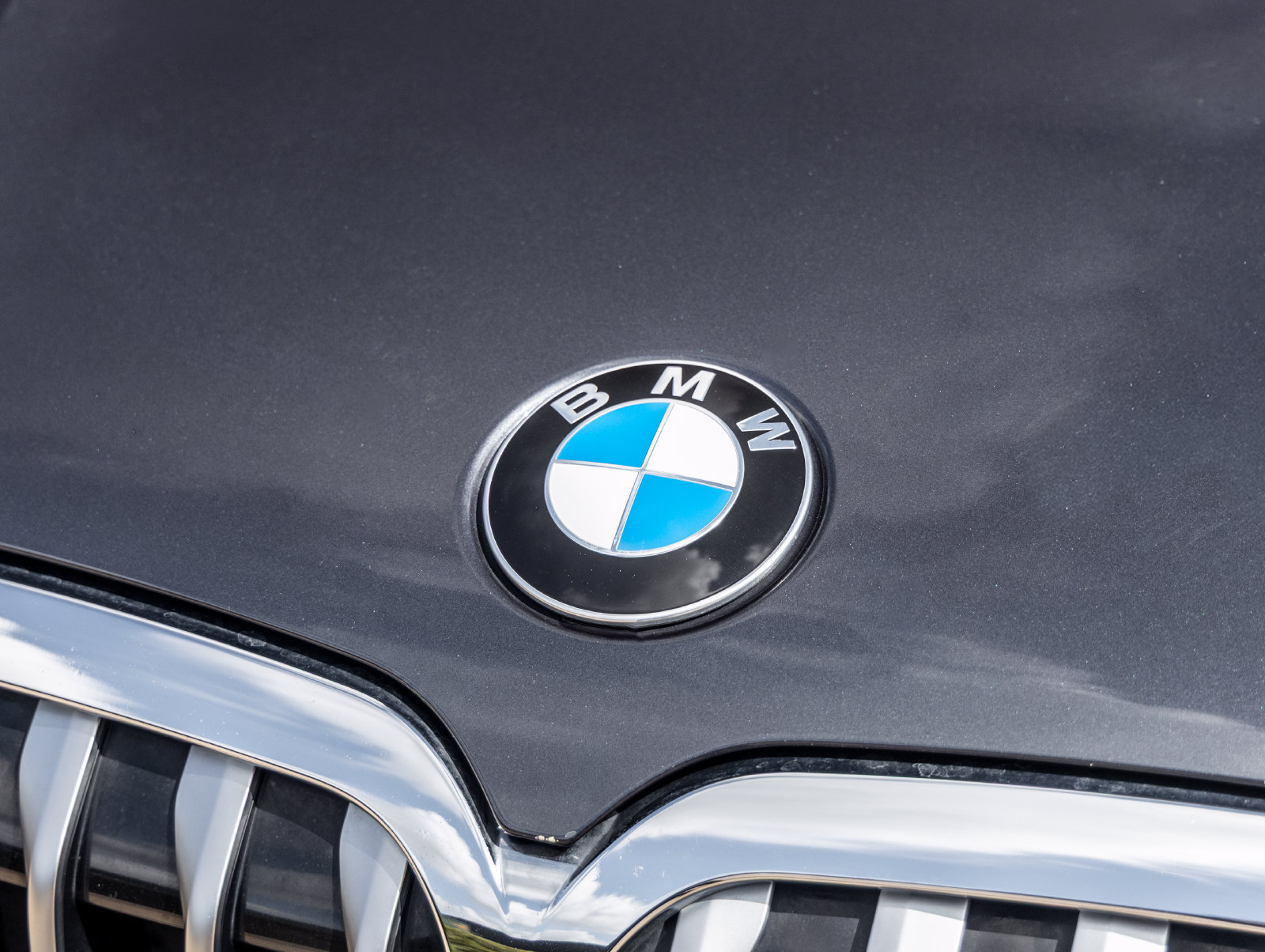 Used 2020 BMW X7 xDrive40i w/ M Sport Package AWD/4WD image 16
