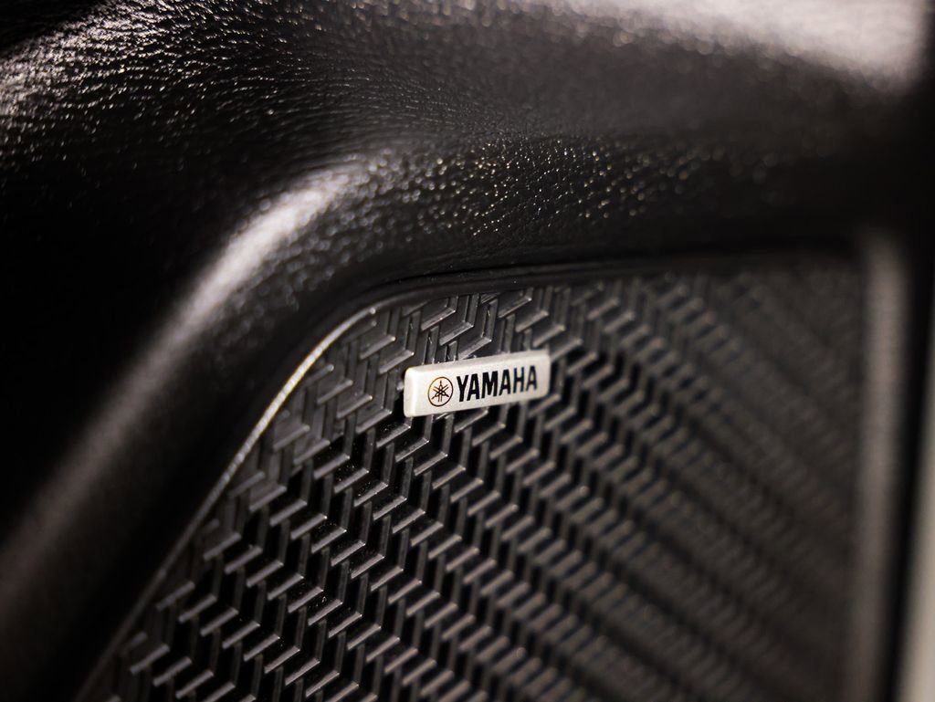 Used 2025 Mitsubishi Outlander SE image 18