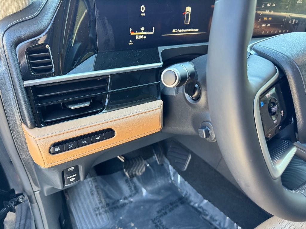 Certified 2026 INFINITI QX80 Luxe w/ Cargo Package AWD/4WD image 15
