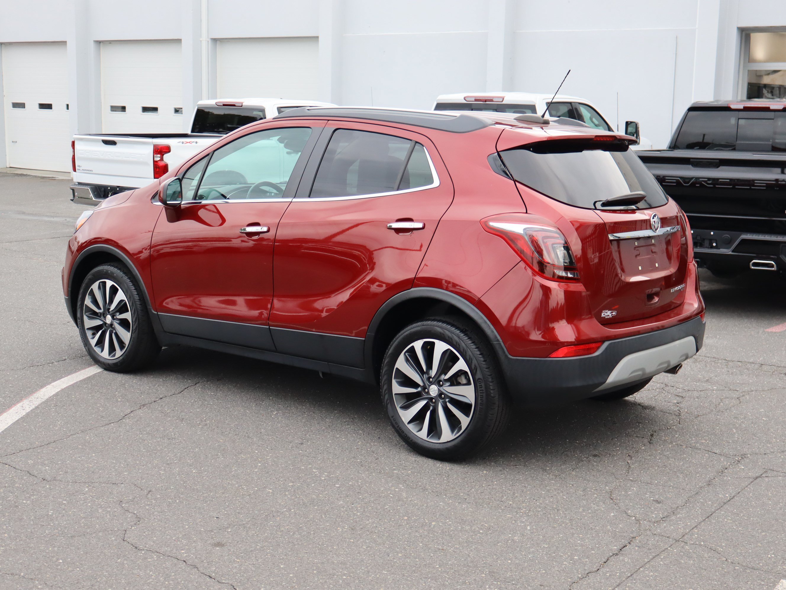 Used 2021 Buick Encore Preferred w/ Safety Package AWD/4WD image 8