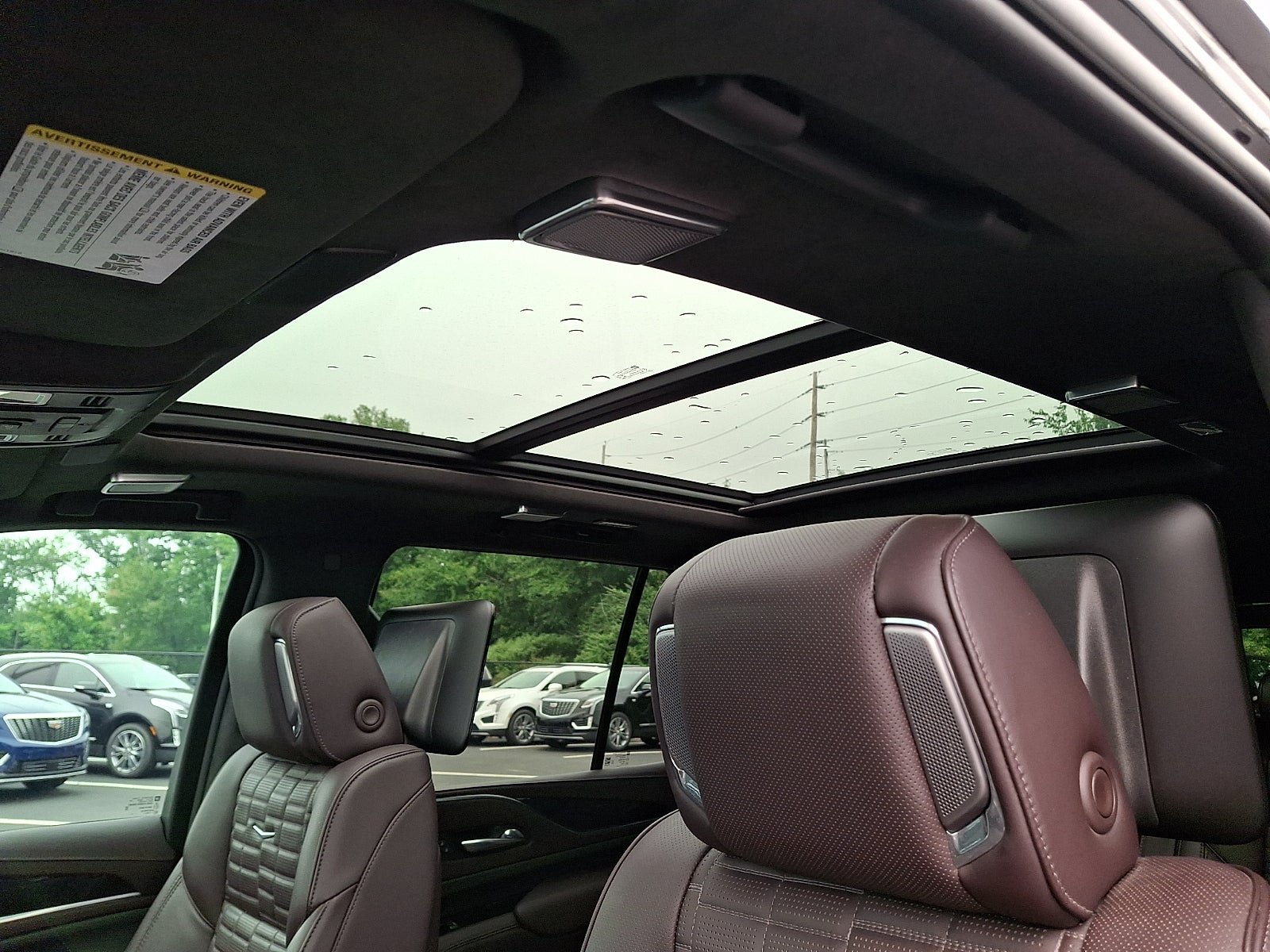 Certified 2022 Cadillac Escalade Premium Luxury Platinum w/ Heavy-Duty Trailer Package AWD/4WD image 13