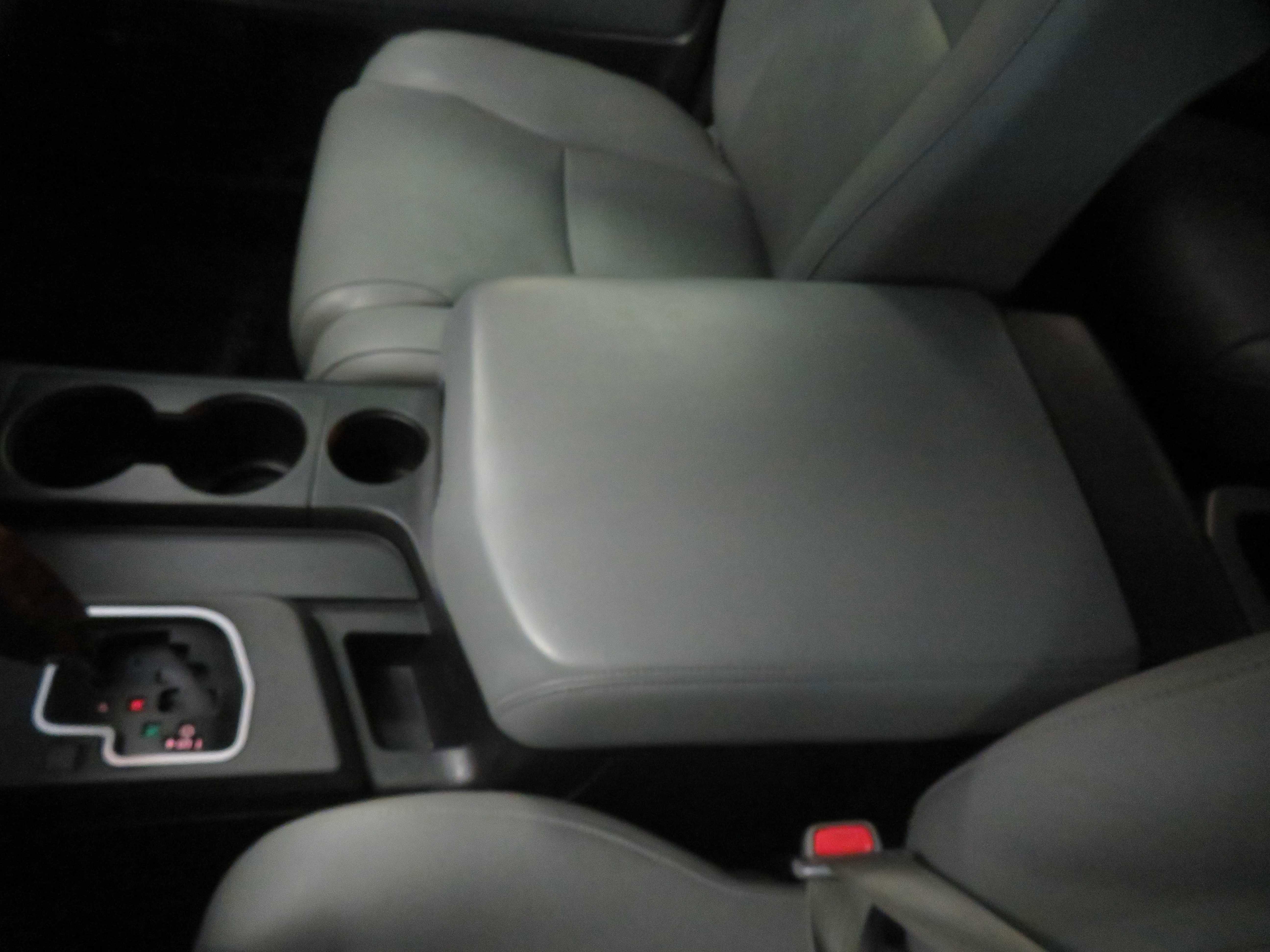 Used 2018 Toyota Sequoia Platinum AWD/4WD image 55