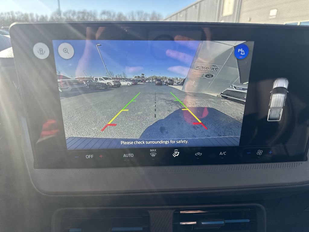 New 2026 Ford Maverick Lobo image 23