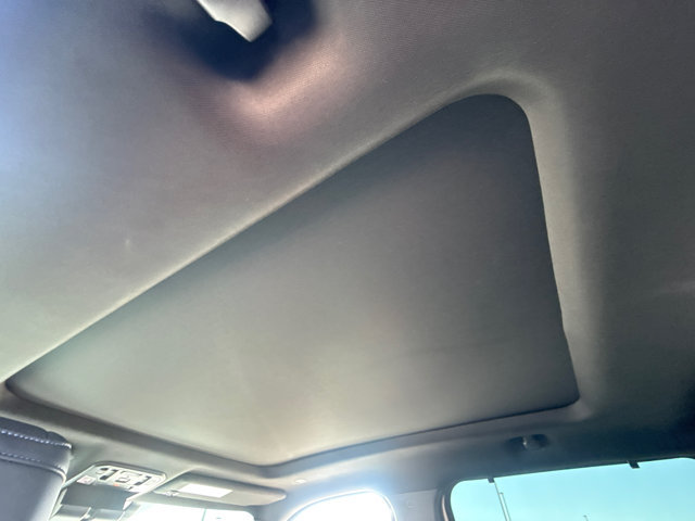 Used 2025 Toyota Tundra Platinum AWD/4WD image 17