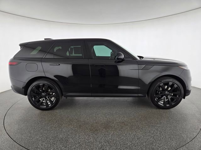 New 2026 Land Rover Range Rover Sport SE AWD/4WD image 6