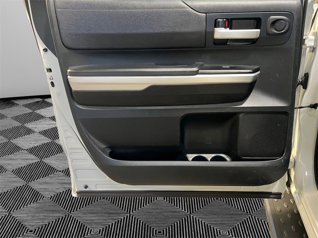Used 2016 Toyota Tundra SR5 image 19