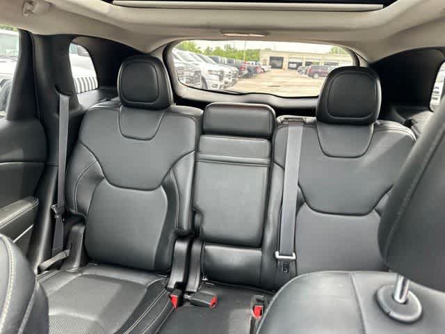 Used 2014 Jeep Cherokee Limited w/ Technology Group AWD/4WD image 7