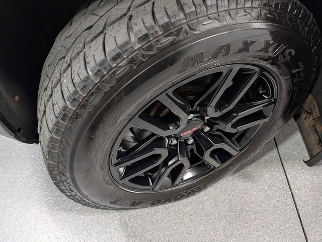 Used 2021 GMC Sierra 1500 Elevation w/ X31 Off-Road Package image 11