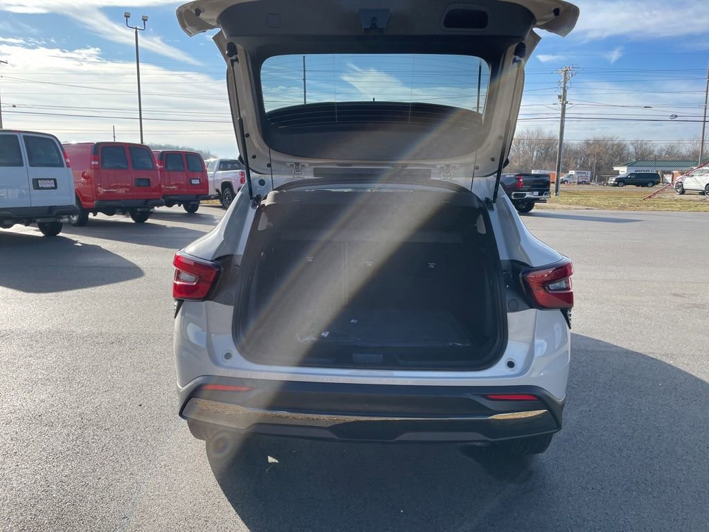 New 2026 Chevrolet Trax ACTIV w/ Sunroof Package image 10