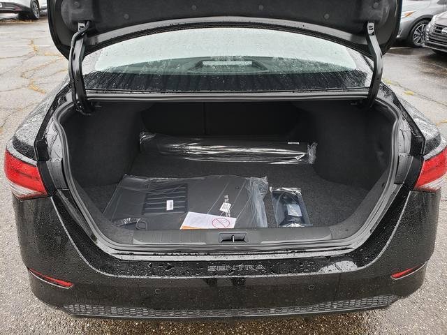 New 2025 Nissan Sentra SV image 6