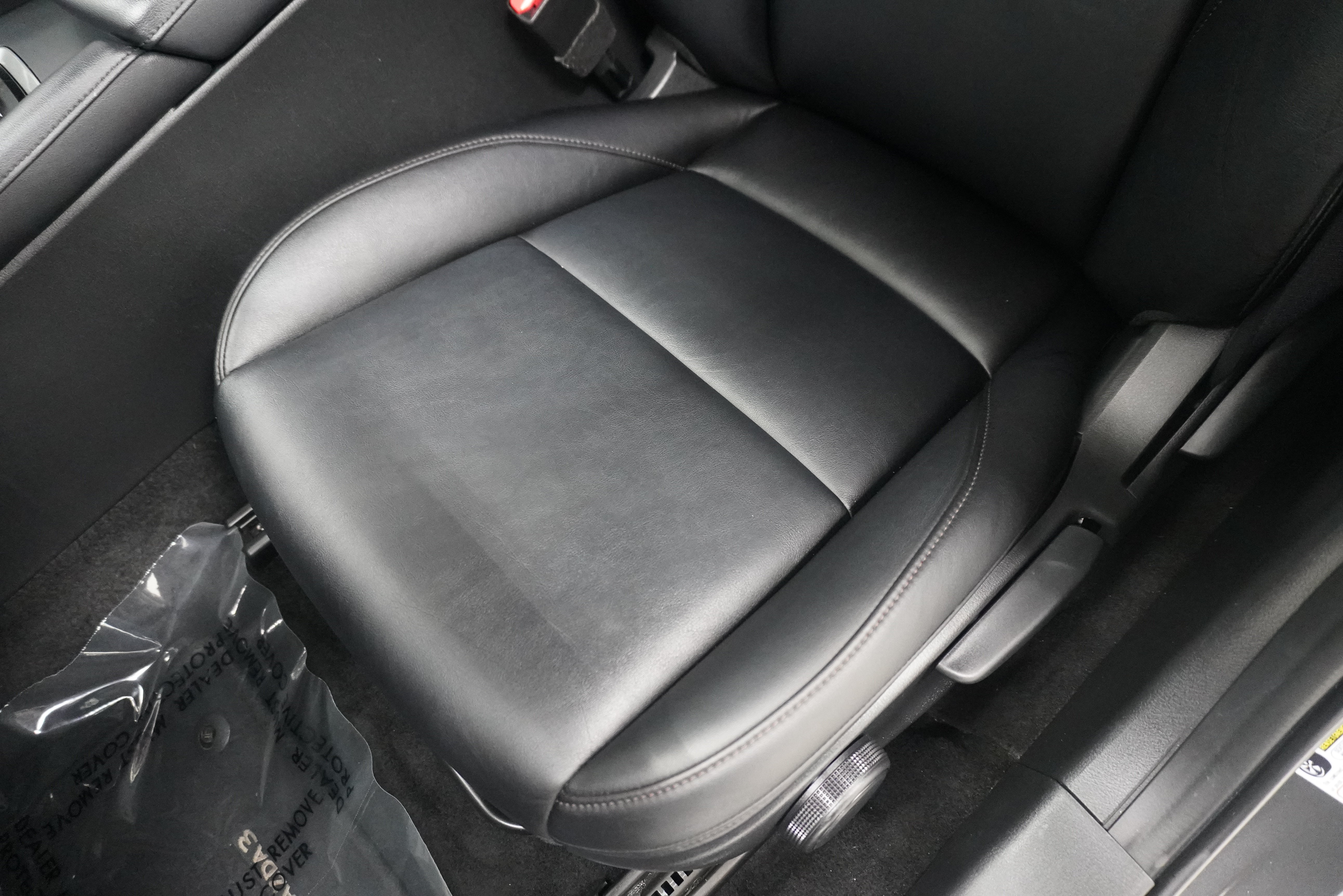 Used 2022 MAZDA MAZDA3 s FWD image 12