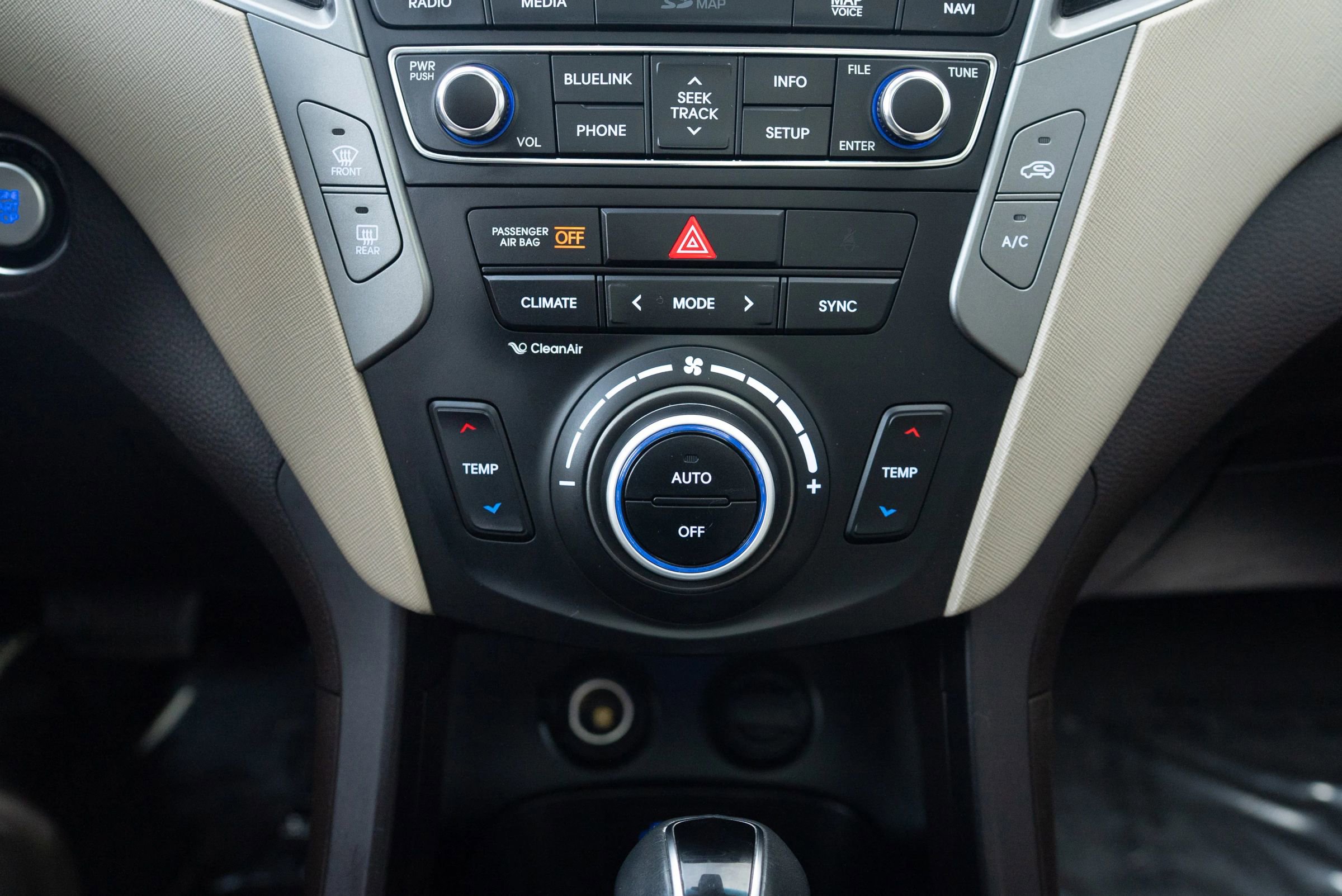 Used 2017 Hyundai Santa Fe Sport w/ 2.0T Ultimate Tech Package 05 image 29